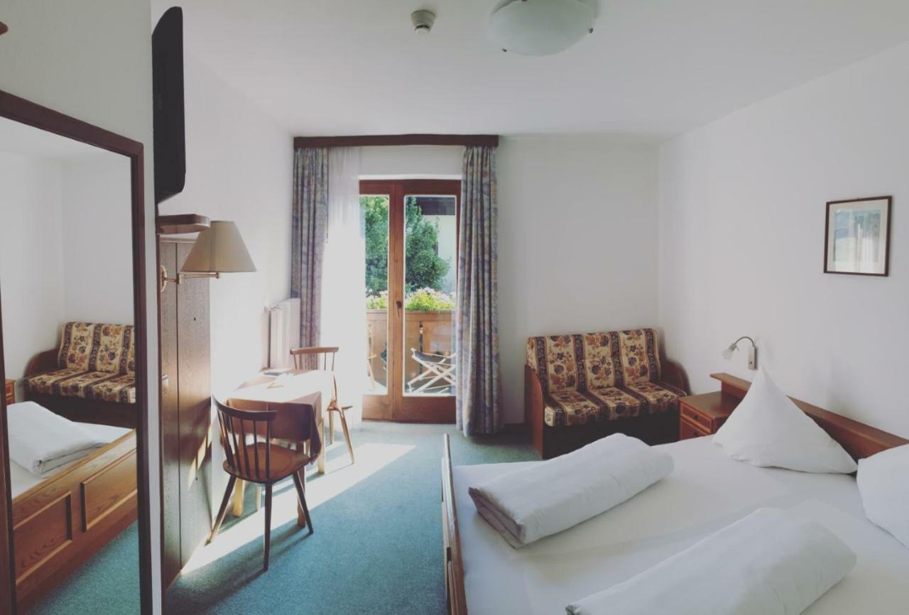 Hotel Linde กอลลาลโบ ภายนอก รูปภาพ